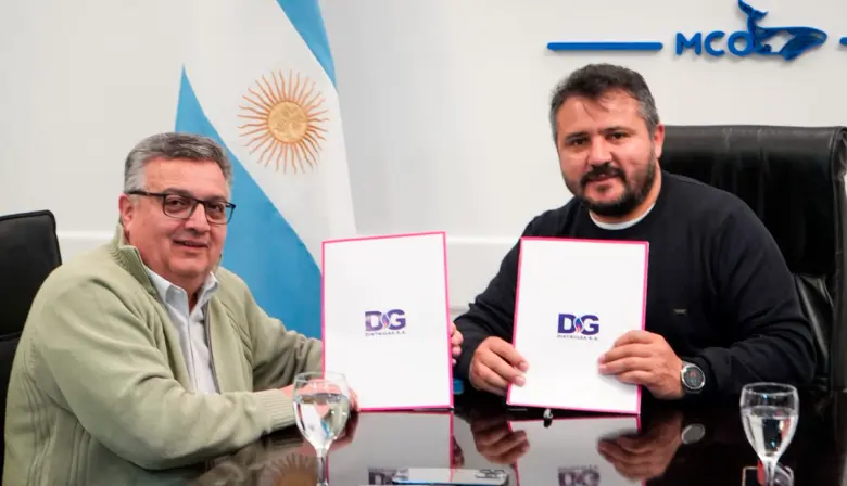 Municipio y Distrigas firman convenio clave para provisión de gas en nuevos loteos de Caleta Olivia